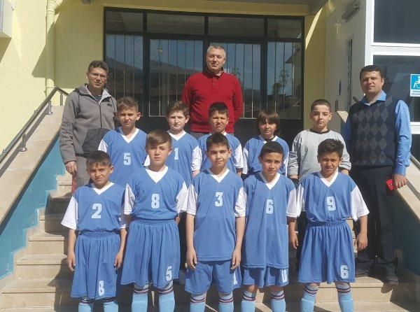 Küçük Erkek Futbol Takımımız Bir Üst Gruba Çıktı